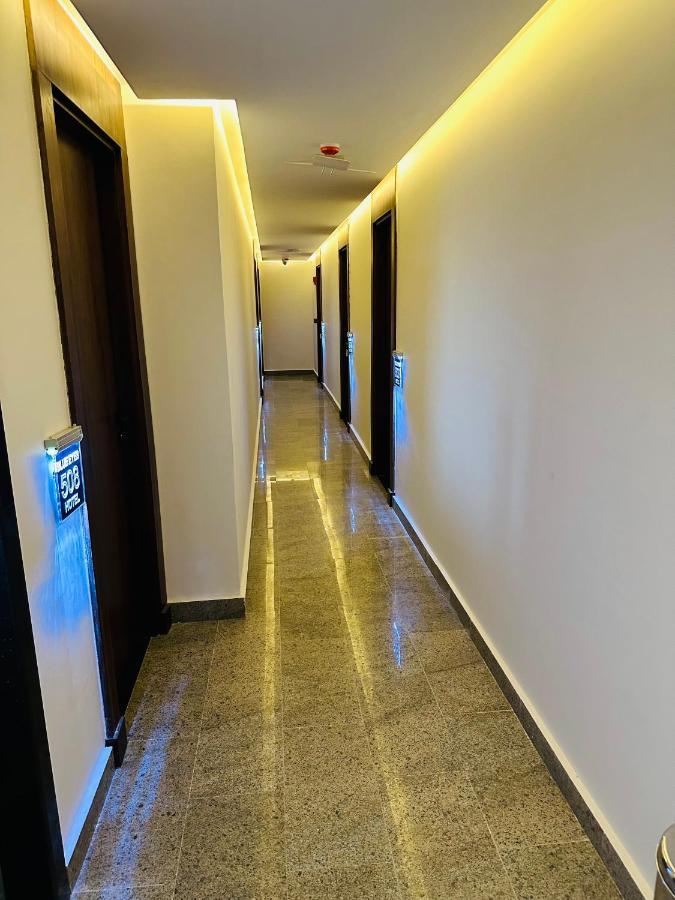 Al Kawm al Akhdar Blue Pyramids Eyes Hotel מראה חיצוני תמונה